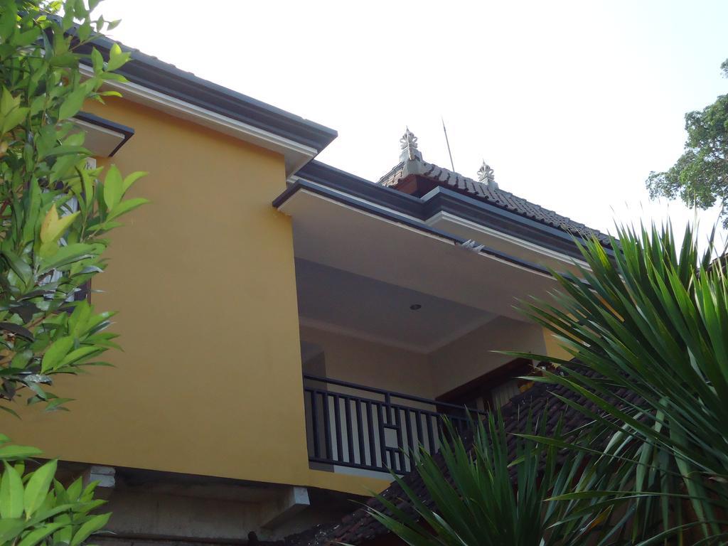 Dewa Put Guest House Ubud  Exterior photo