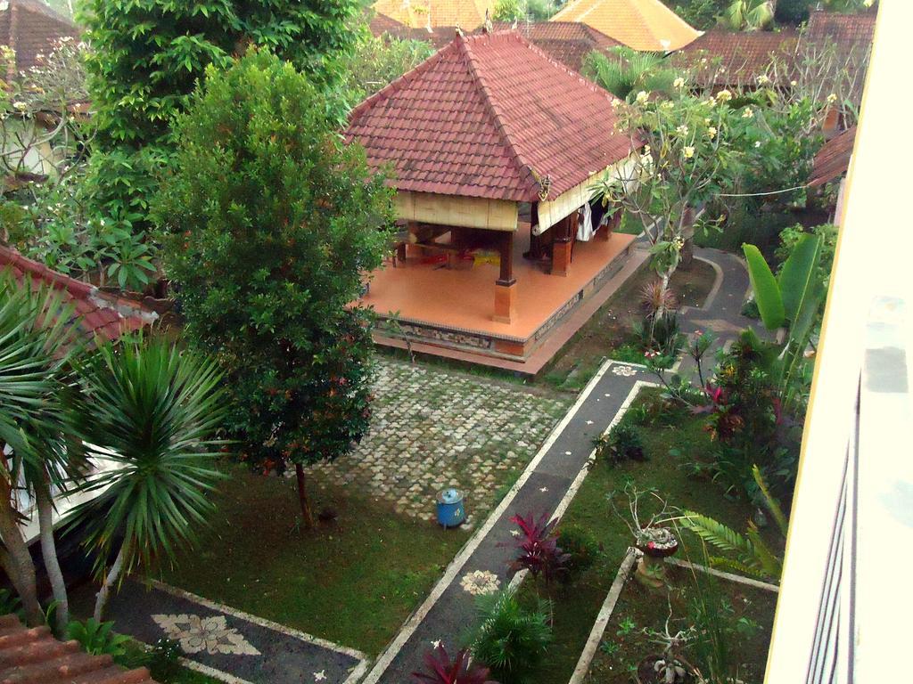 Dewa Put Guest House Ubud  Exterior photo
