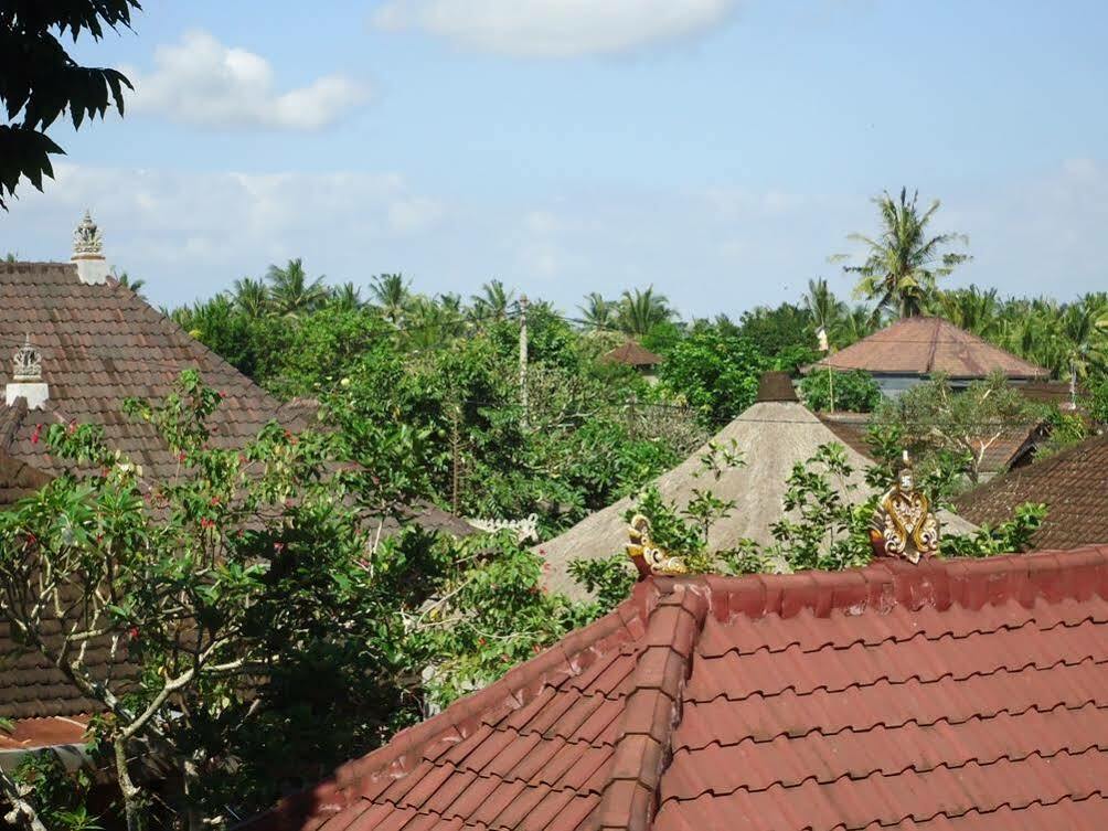 Dewa Put Guest House Ubud  Exterior photo